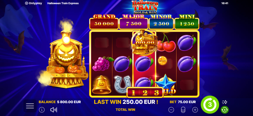 Halloween Train: Hold & Win gameplay screenshot 2